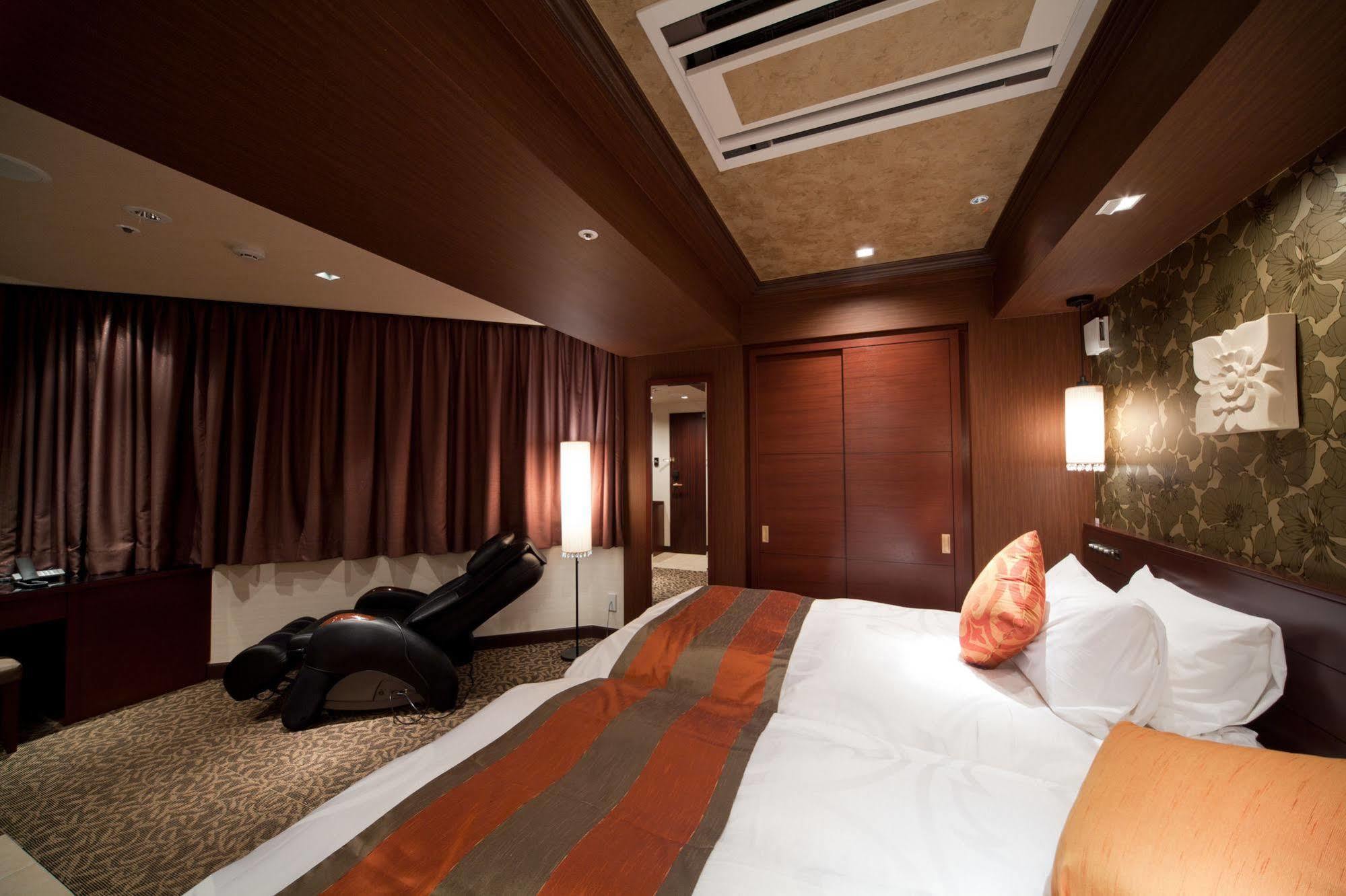 Hotel Coco Grand Ueno Shinobazu Tokio Exterior foto